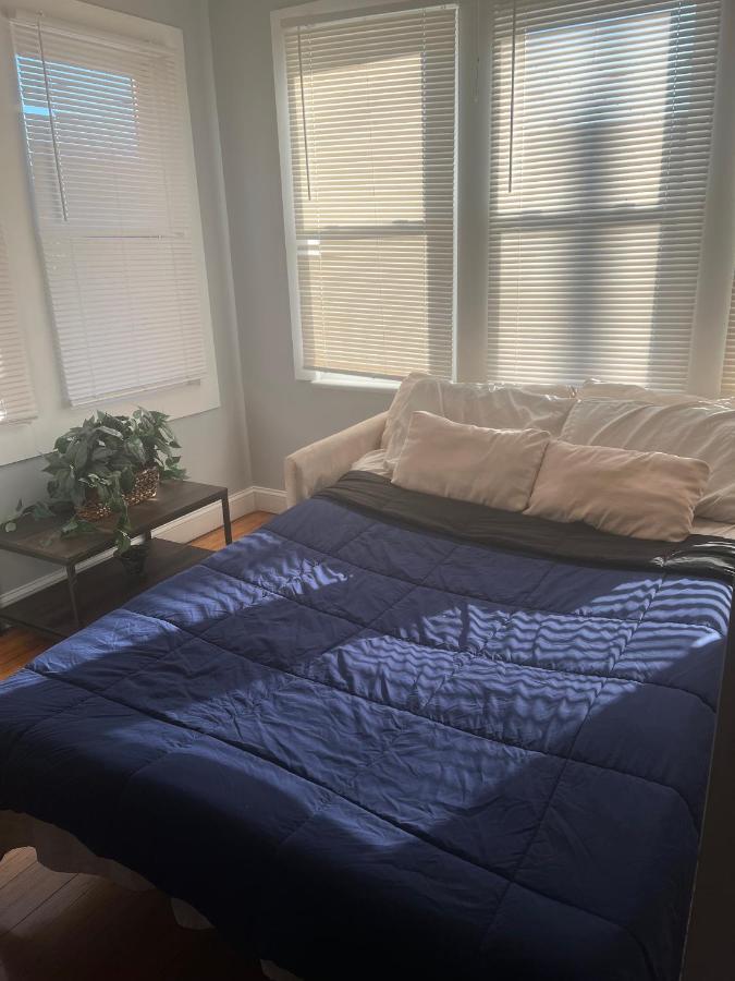 Three Bed One Bath Apt 25 Mins To Nyc Belleville Exterior foto